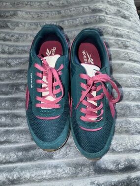 Reebok Women Teal and Pink Athletic Sneakers